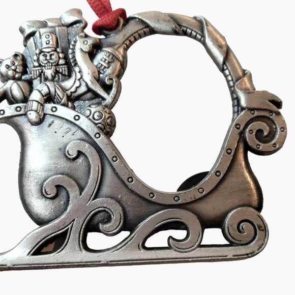 Vintage Pewter Santa Sleigh Ornament Frame Teddy Bear Rocking Horse - Picture 1 of 5